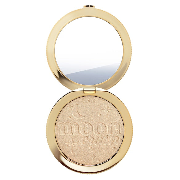 too-faced-moon-crush-highlighter-m