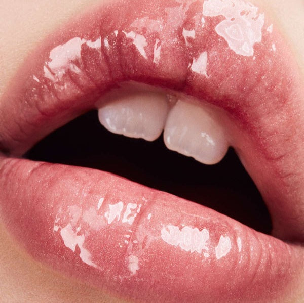 fenty-beauty-gloss-bomb-universal-lip-luminizer-ref-02-fussy