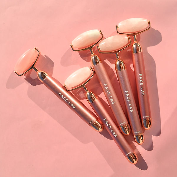 facelab-instant-glow-vibrating-rose-quartz-facial-roller