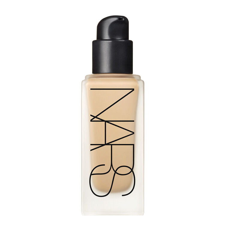 nars-all-day-luminous-weightless-foundation-ref-medium-4-barcelona