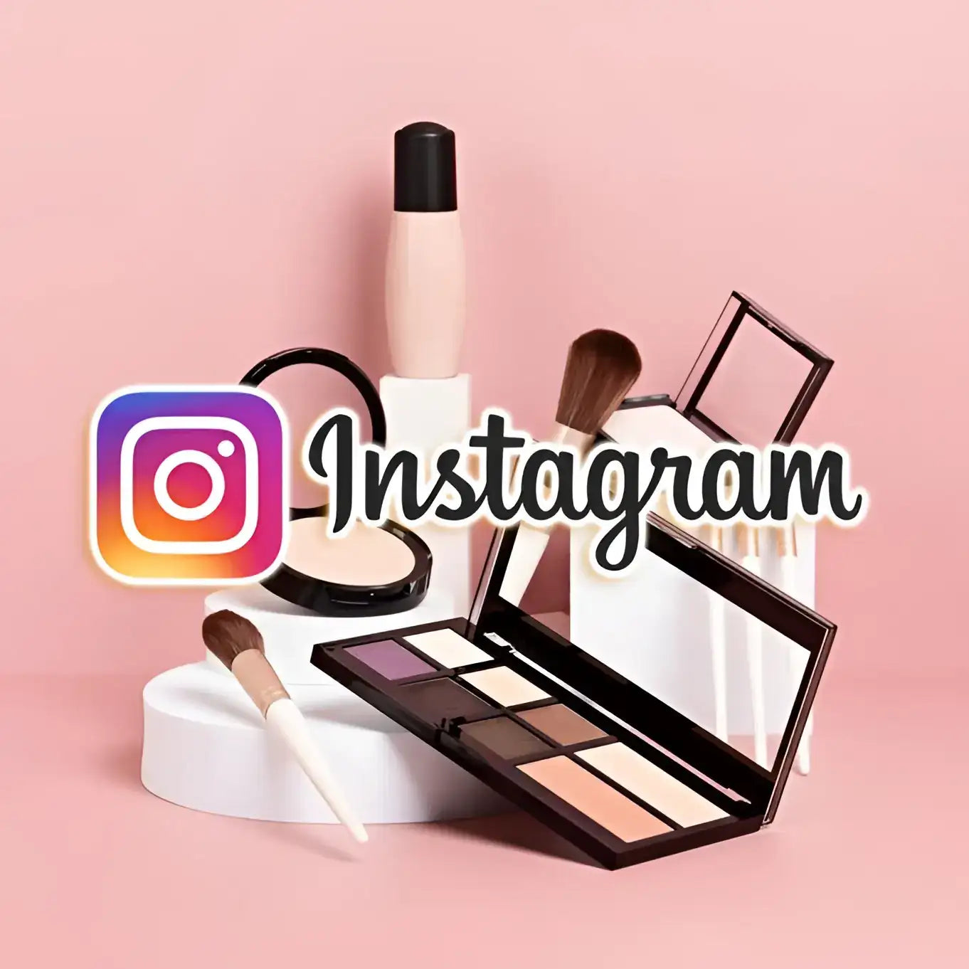 Palette d'ombres à paupières compacte noire avec six teintes neutres disposées en dégradé du foncé au clair