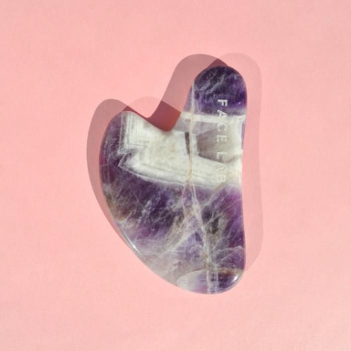 facelab-heart-gua-sha-amethyst-1