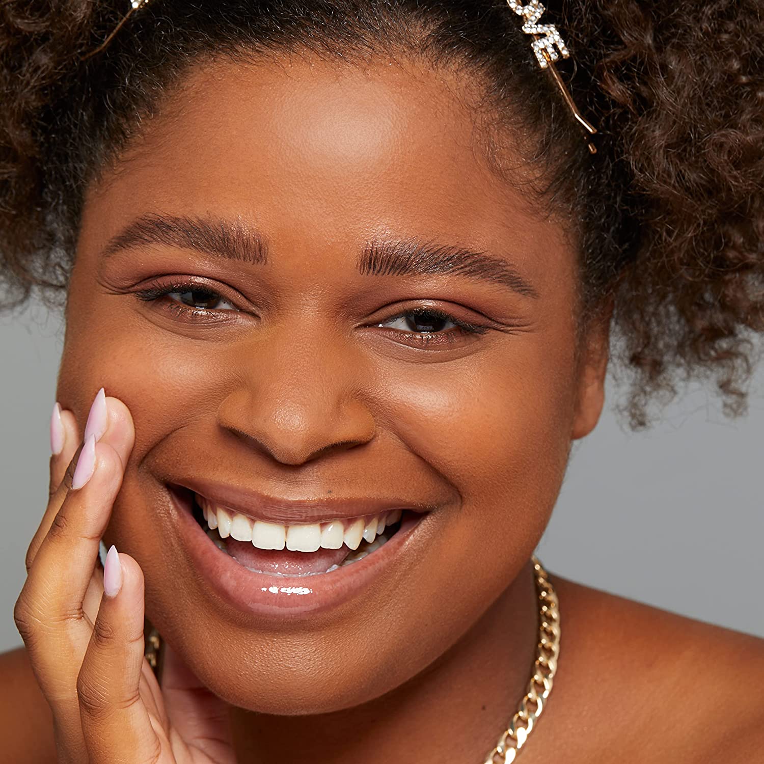 nyx-the-brow-glue-instant-brow-styler