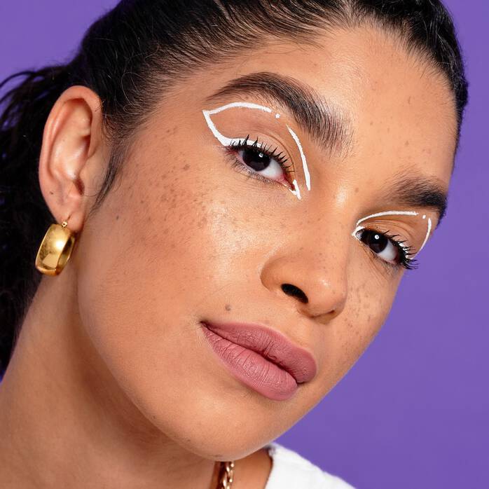 nyx-eyeliner-liquide-epic-wear-white