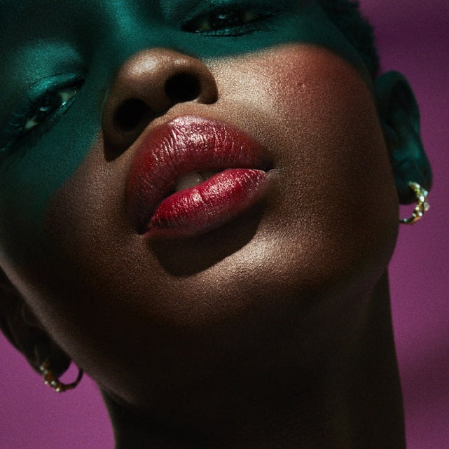 fenty-beauty-poutsicle-hydrating-lip-stain-ref-strawberry-sangria-03