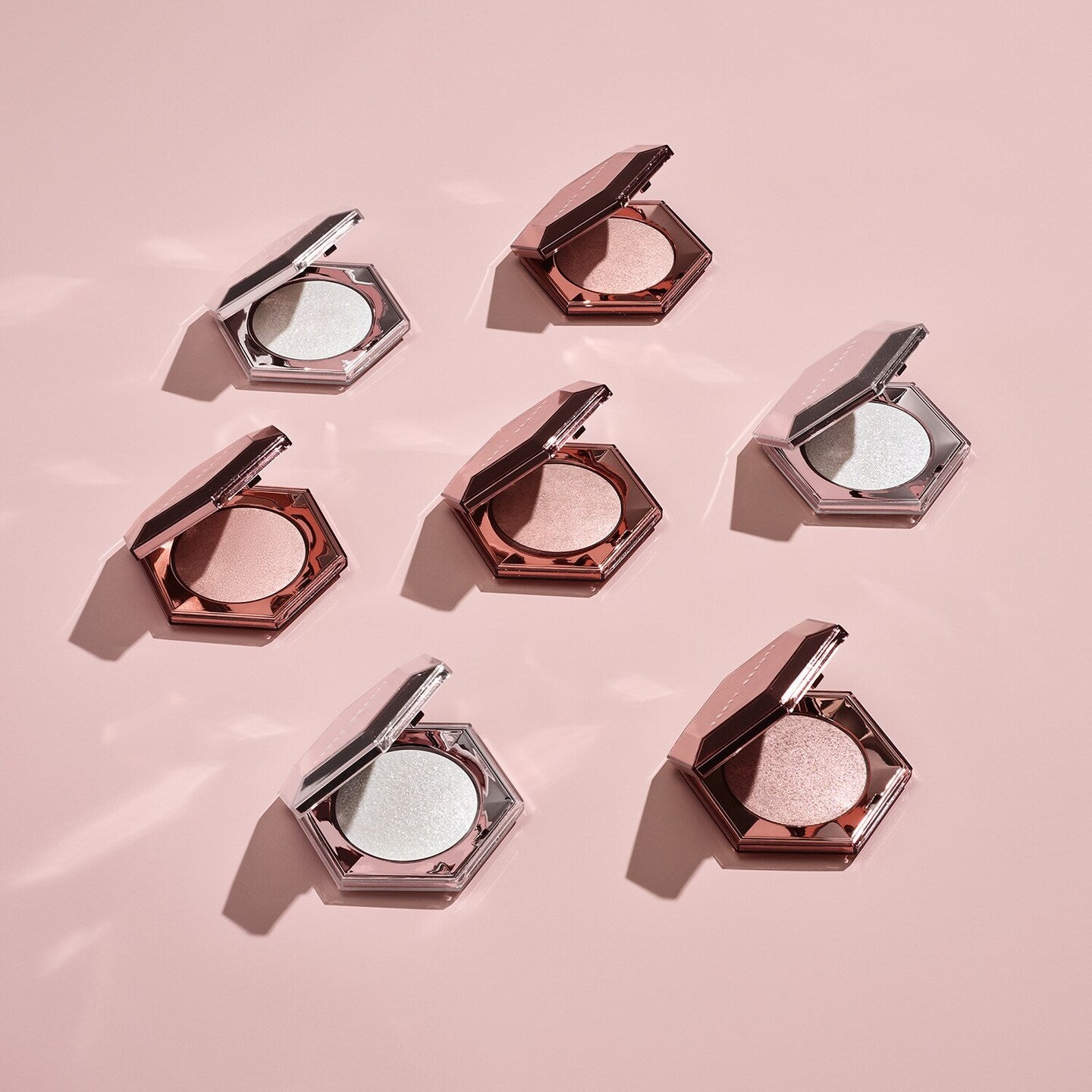 fenty-beauty-diamond-bomb-all-over-highlighter-ref-how-many-carats