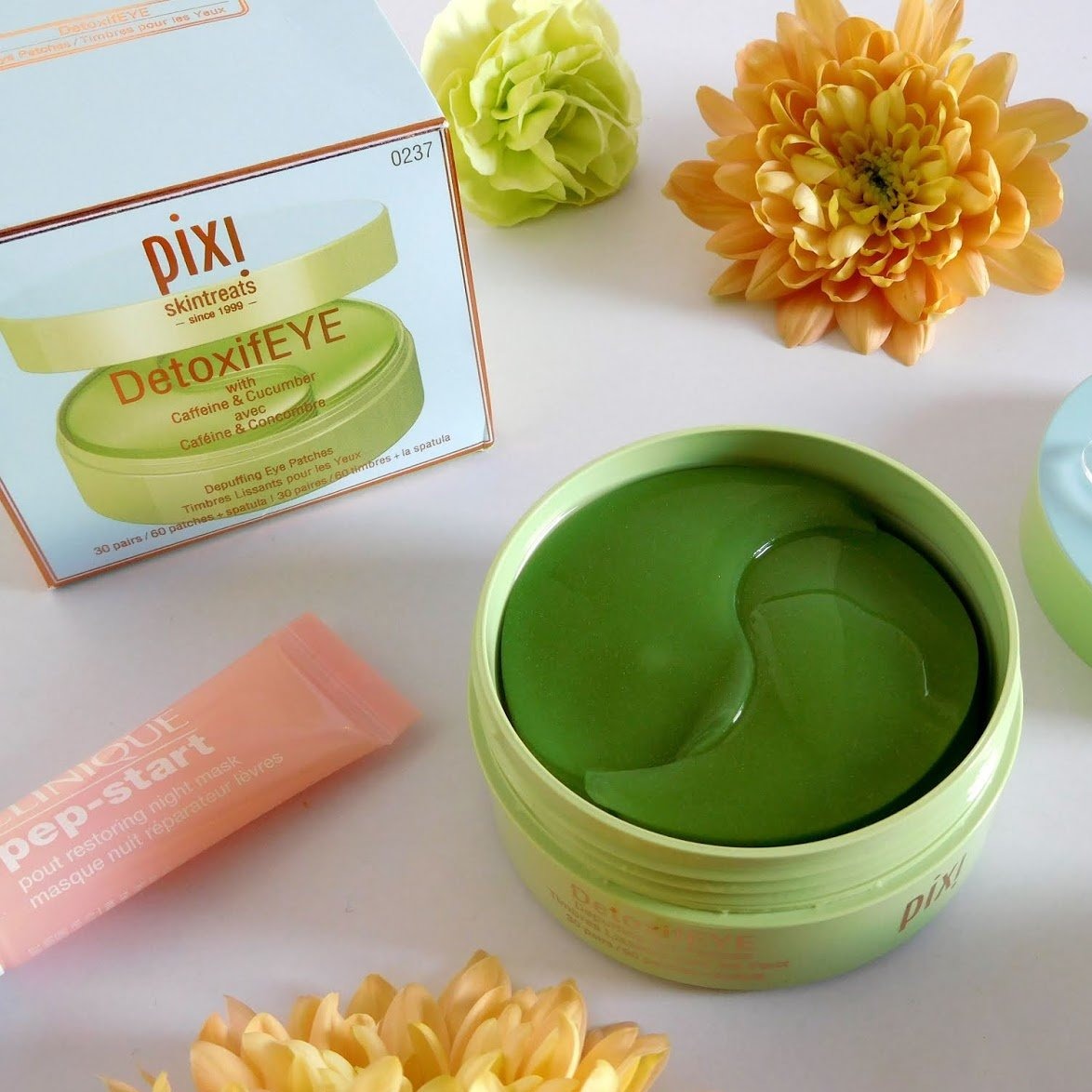 pixi-detoxifeye-eye-patches-1