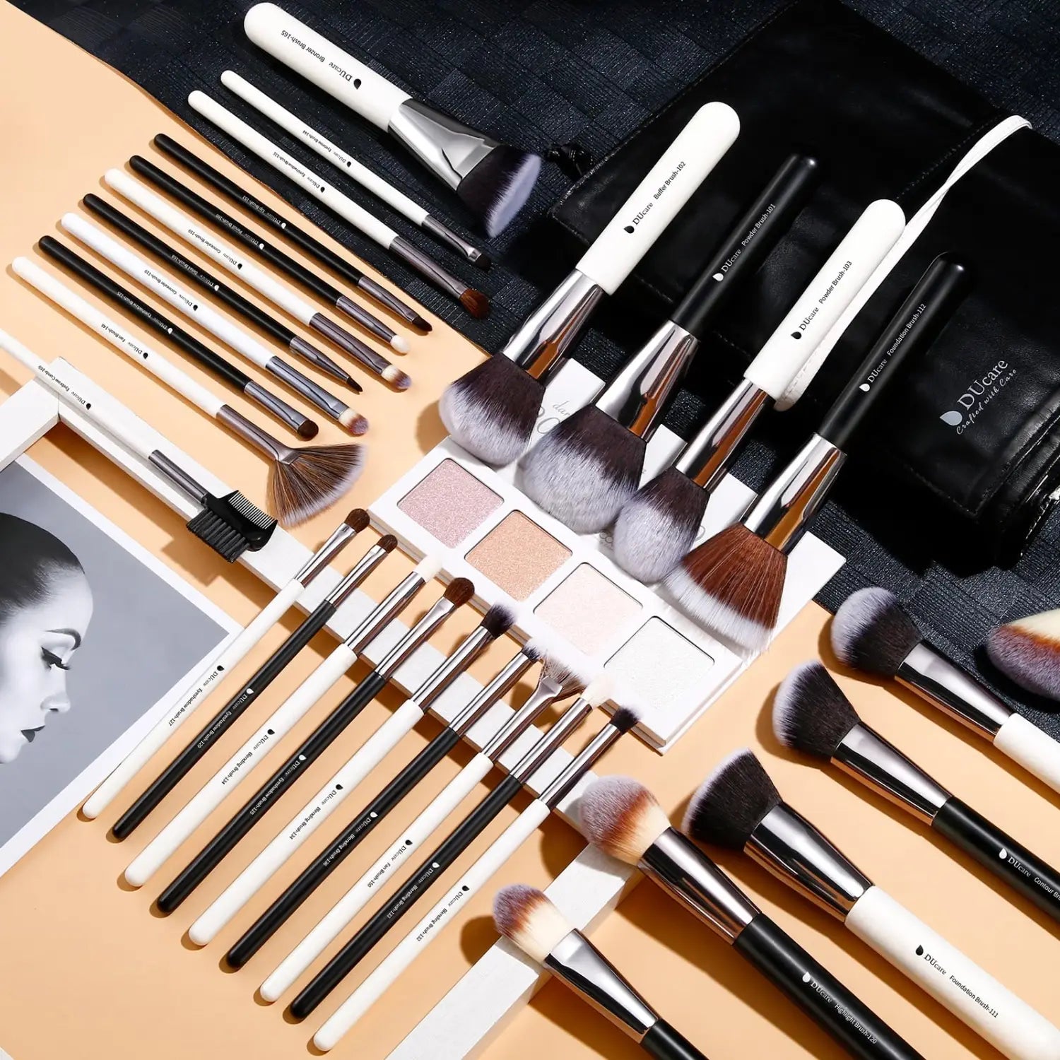 DUcare Professional Makeup Brush Set, 31Pcs Panda Kabuki Cute Makeup Brushes Kit DF3142 Complete Eyeshadow Foundation Blending Brush Face Makeup Set With Leather Case Organizer : Amazon.nl: Beauty