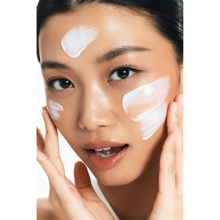 ANUA - Zero-Cast Moisturizing Finish Sunscreen - Crème solaire hydratante SPF50 - 50ml