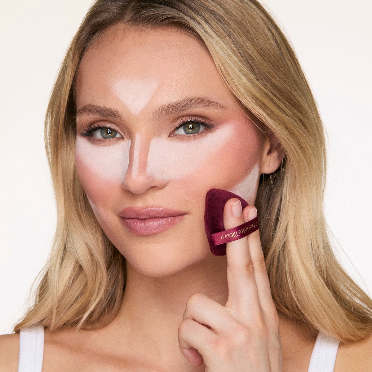 CHARLOTTE TILBURY - Airbrush Flawless Blur Loose Powder - Translucent Blur (15 g)