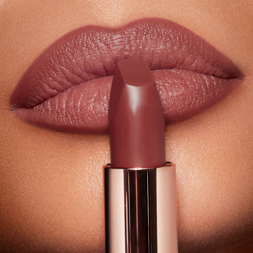 charlotte-tilbury-luminous-modern-matte-lipstick-ref-pillow-talk-2-medium