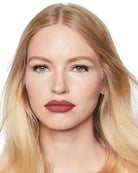 charlotte-tilbury-k-i-s-s-i-n-g-matte-revolution-walk-of-no-shame
