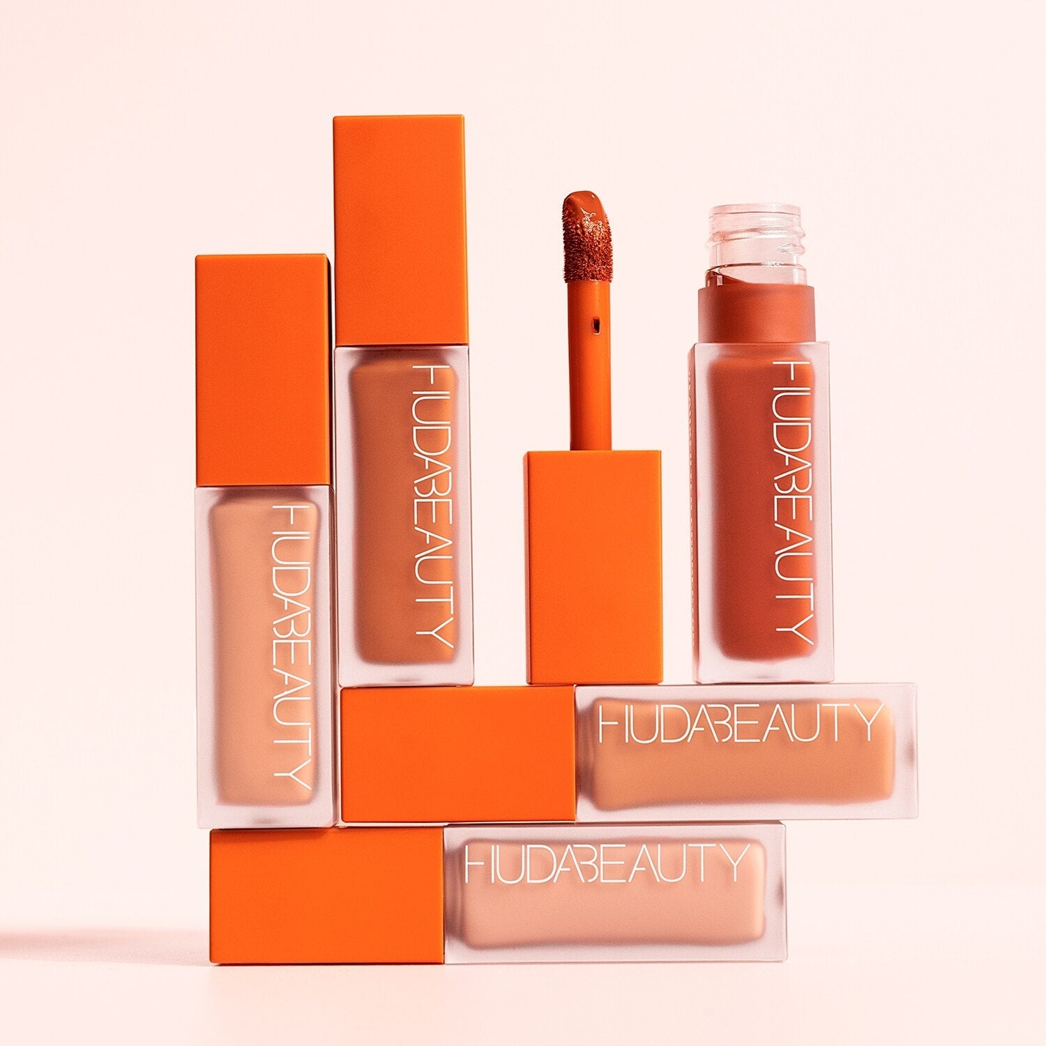 HUDA BEAUTY - #FAUXFILTER Color Corrector - Correcteur de teint - réf Pink Pomelo