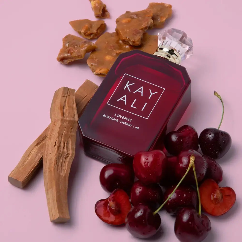 HUDA BEAUTY - MINI Kayali Fleur Lovefest Burning Cherry 48- Eau de Parfum - 10ml