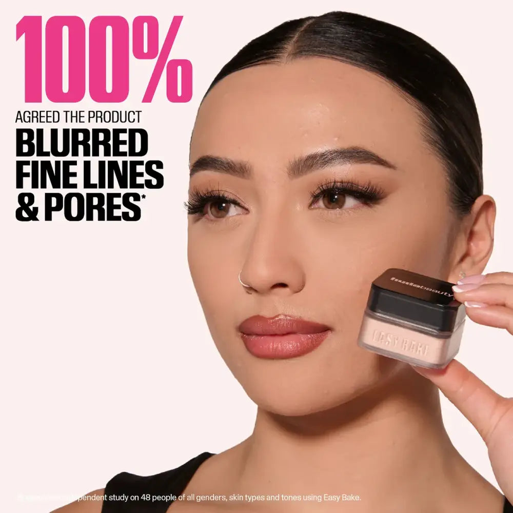 HUDA BEAUTY - MINI Loose Powder BabyBake - réf Pound Cake Highlighter