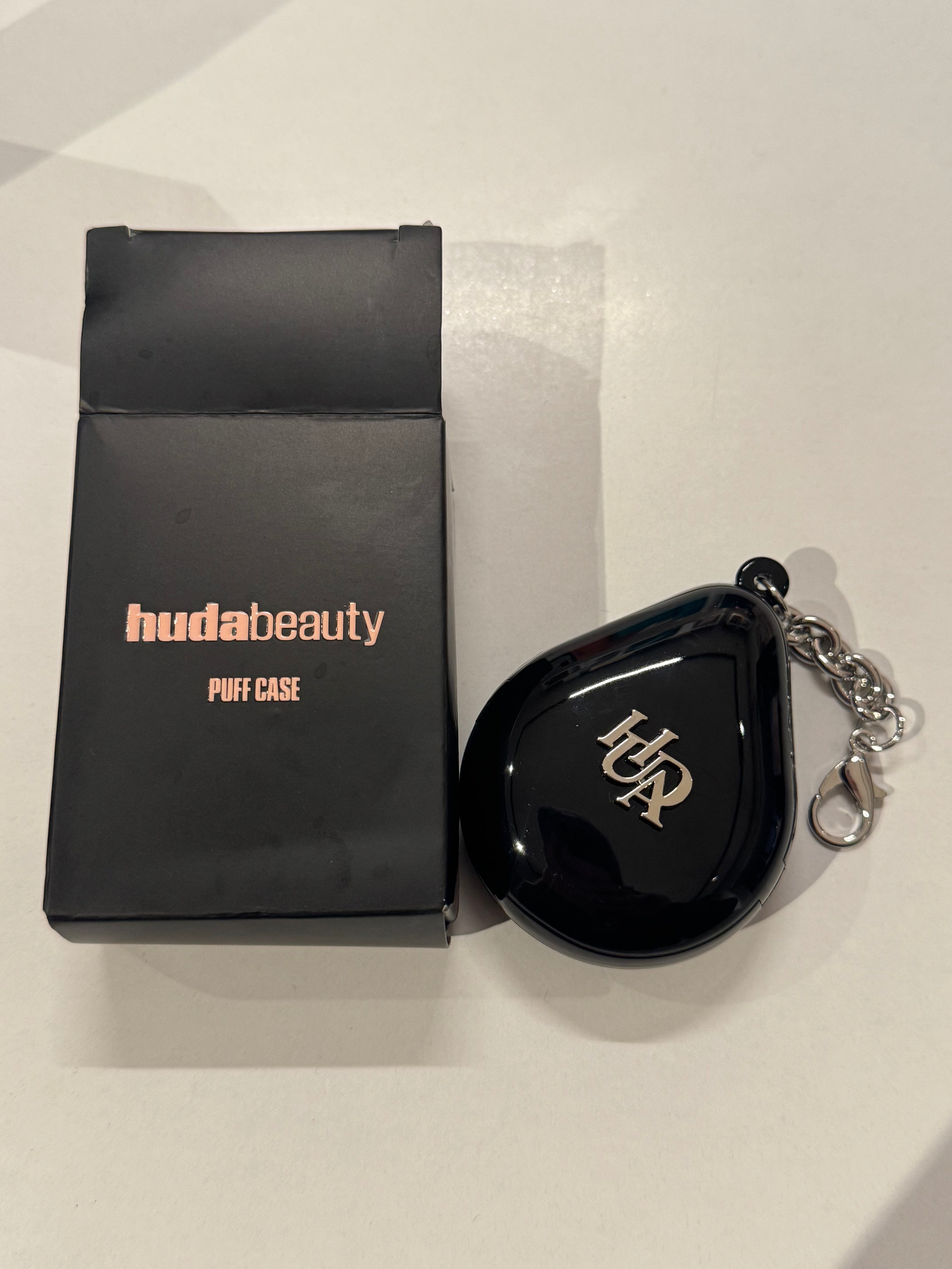 HUDA BEAUTY - Puff Case _ ❌ sans éponge ❌
