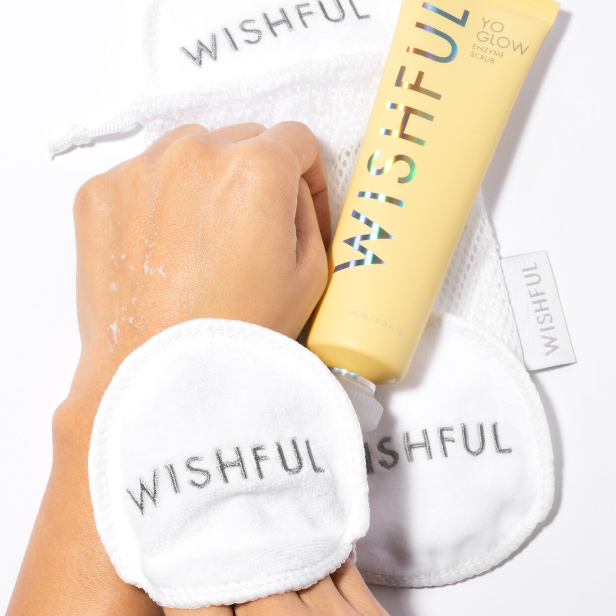 huda-beauty-reusable-microfiber-face-pads-3-pcs