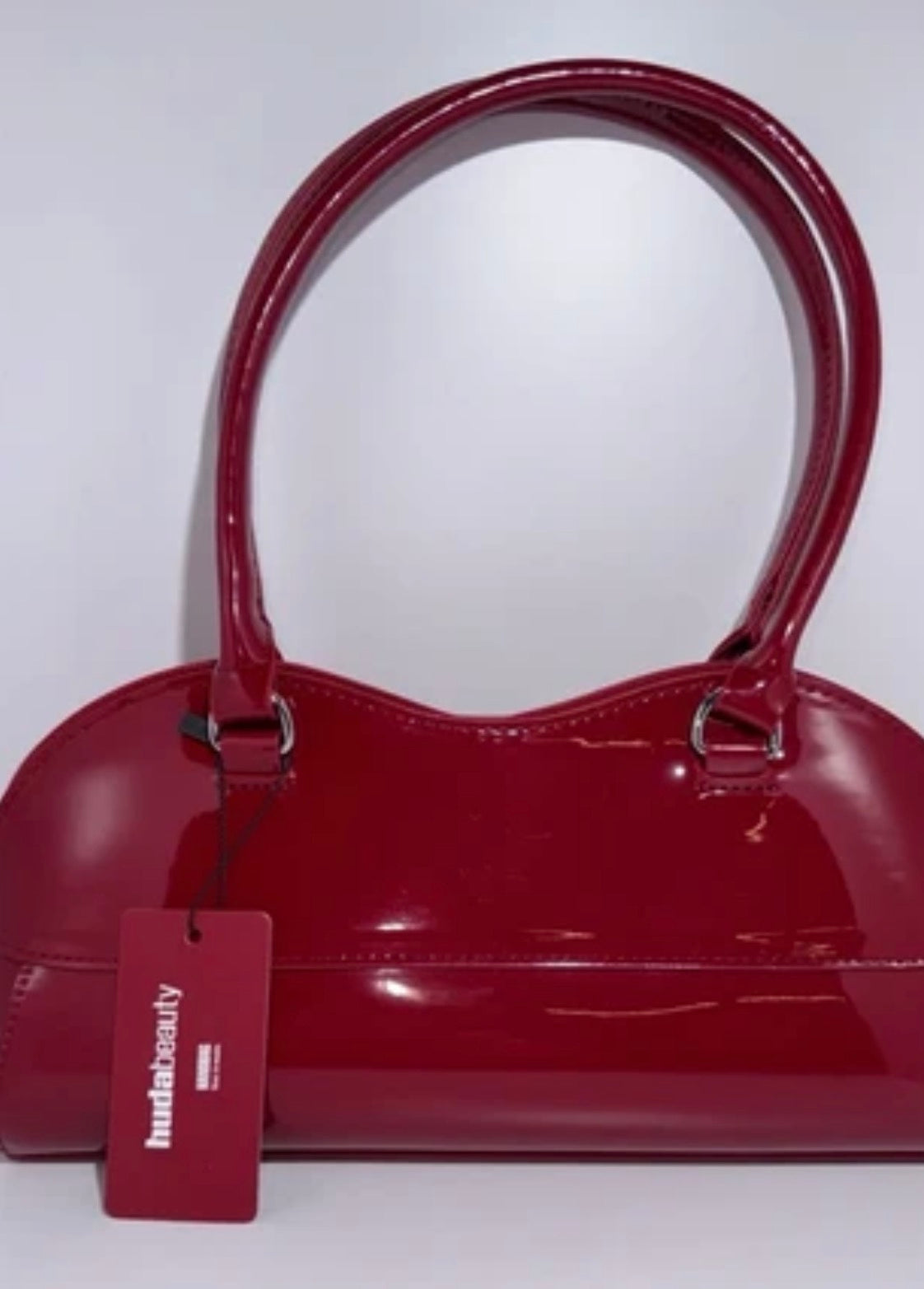Huda Beauty  - Sac à main rouge