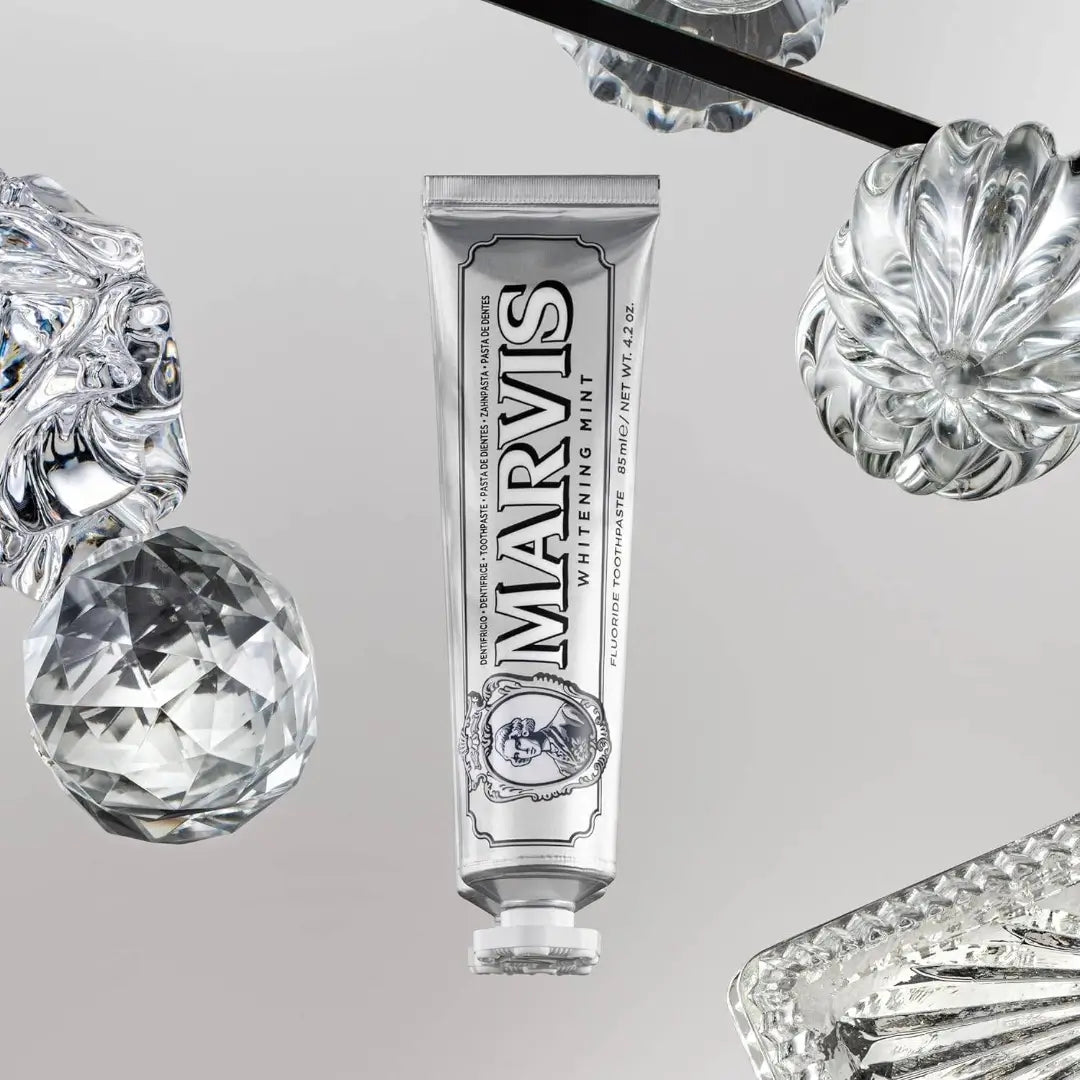 Le dentifrice Marvis qui fait le buzz sur la Toile blanchit les dents instantanément!!