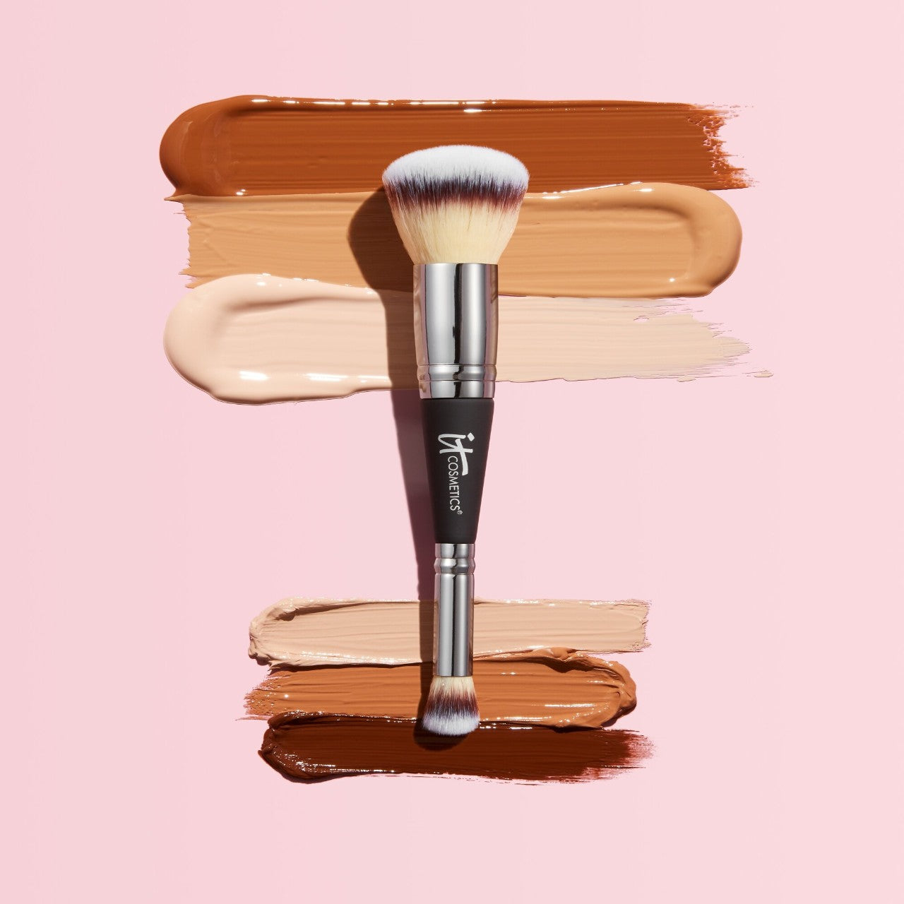 it-cosmetics-heavenly-luxe™-complexion-perfection-brush-no-7