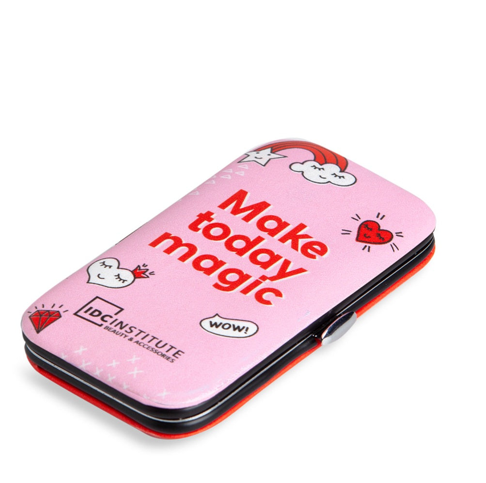 dc-institute-make-today-magic-manicure-set