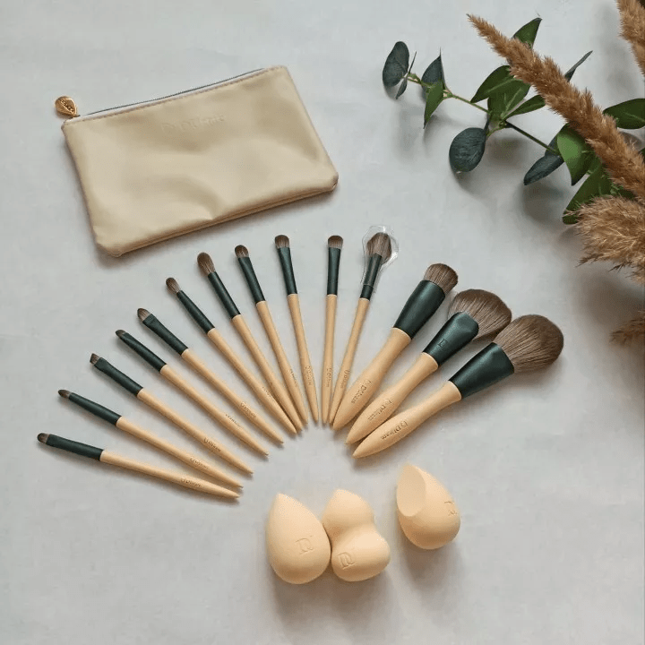 ducare-set-pro-14-brush-3-eponge-golden-pochette-17-pieces