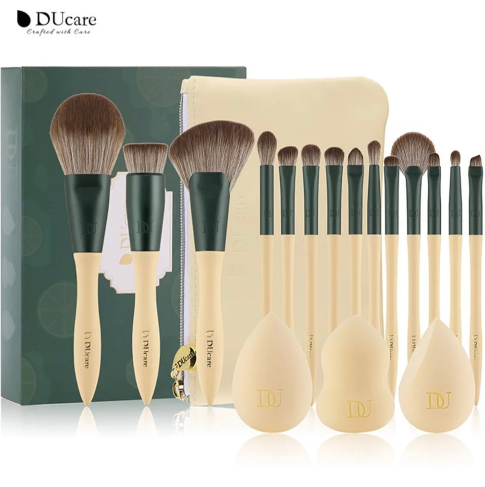 ducare-set-pro-14-brush-3-eponge-golden-pochette-17-pieces